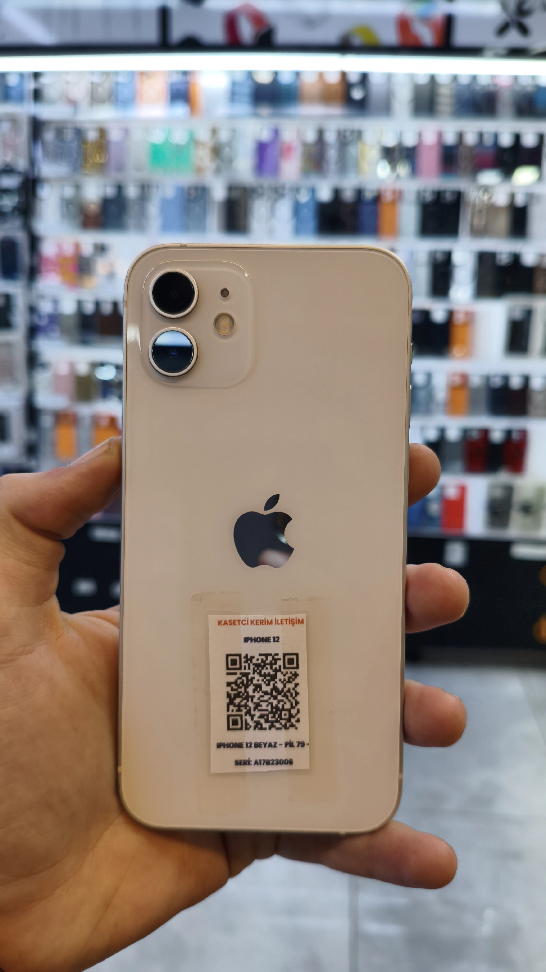 IPHONE 12