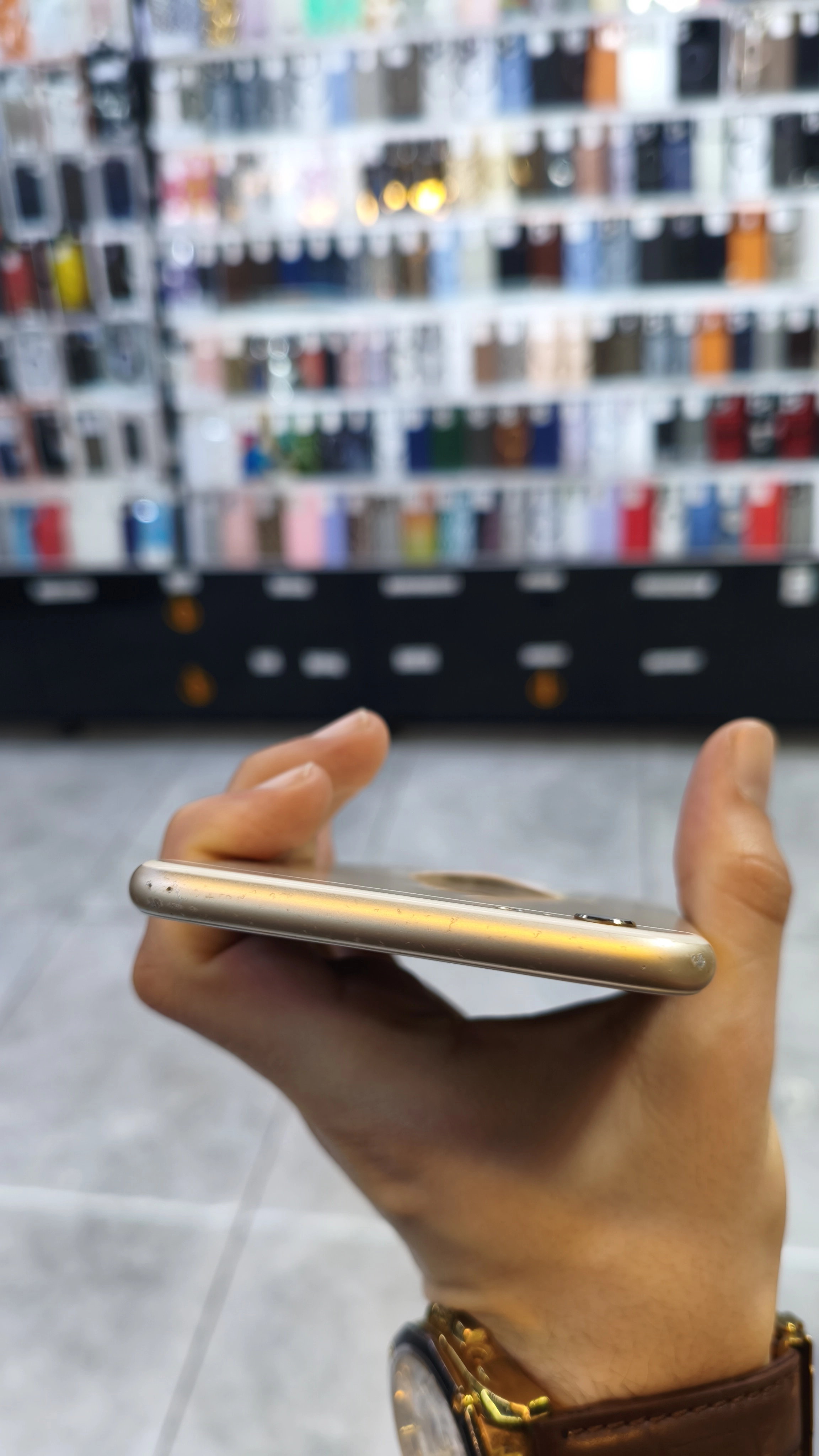 IPHONE 6S PLUS GOLD-