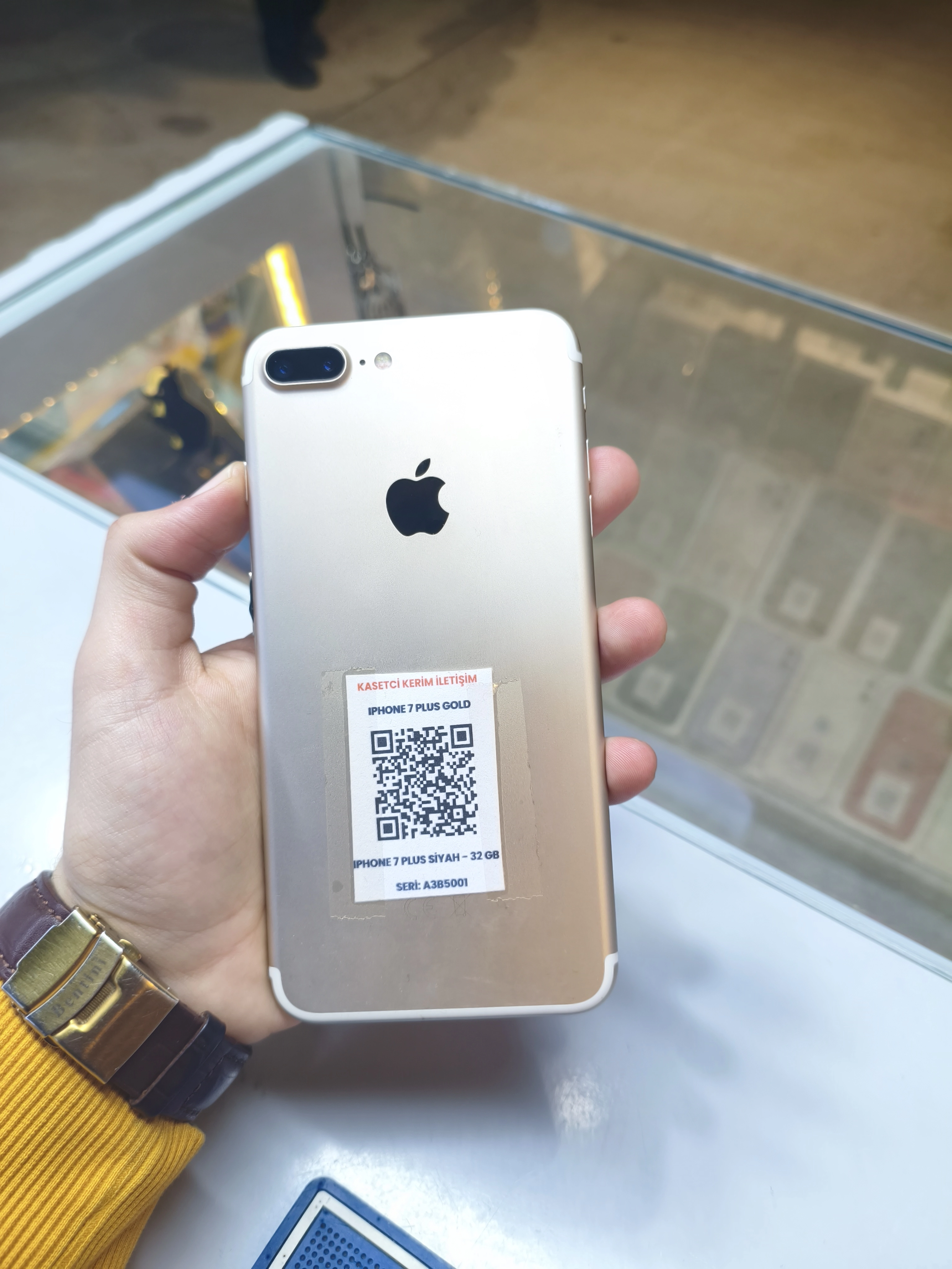 IPHONE 7 PLUS GOLD