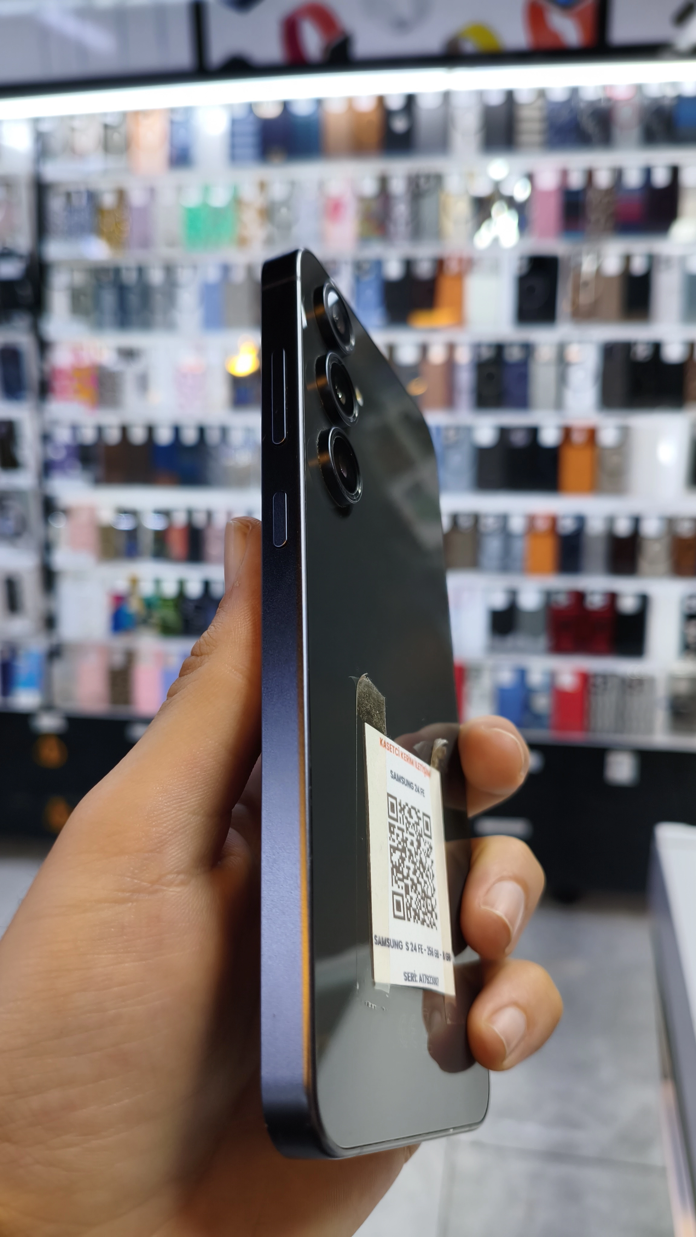 SAMSUNG 24 FE