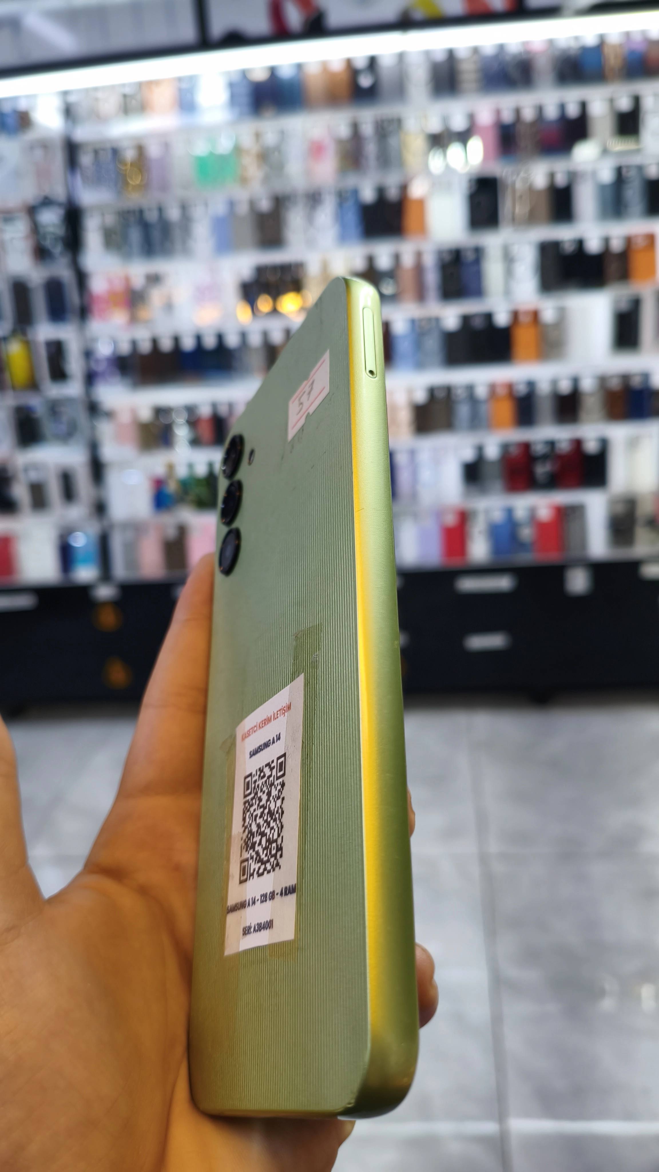SAMSUNG A 14
